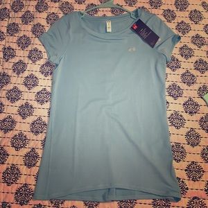 Under armor blue workout shirt 💙